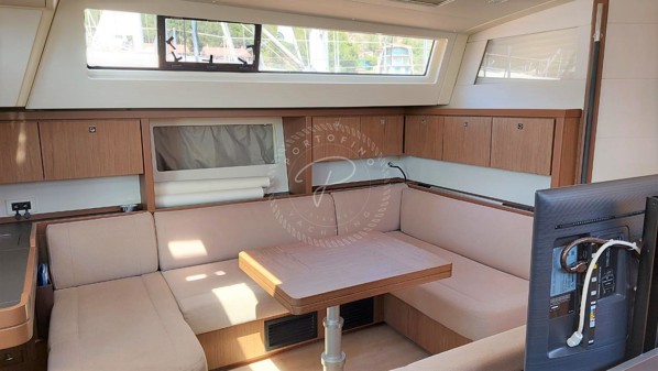 2018 BENETEAU SENSE 57