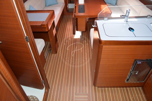 2011 DEHLER 41