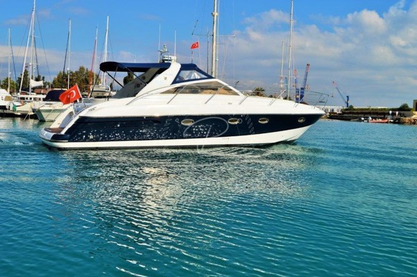 1997 PRINCESS V40