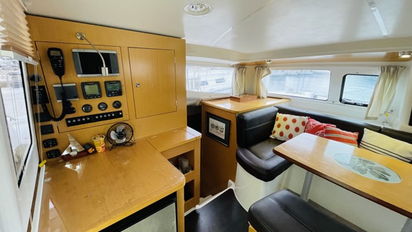 2013 FOUNTAINE PAJOT MAHE 36 EVOLUTION