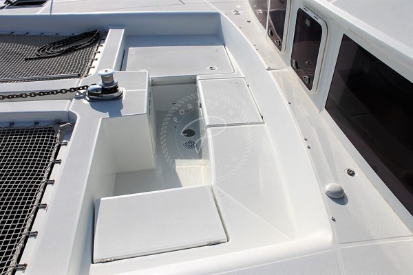 2011 LAGOON 450 F