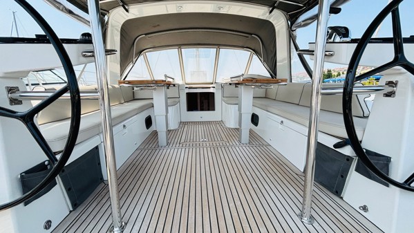 2024 BENETEAU OCEANIS 54