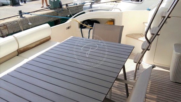 2001 PRINCESS 56