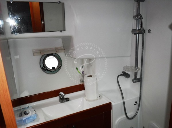 2010 BENETEAU SWIFT TRAWLER 34