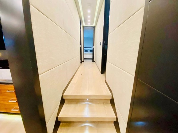 2015 MANGUSTA 132