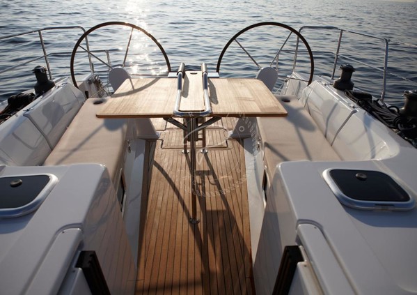 2013 HANSE 445