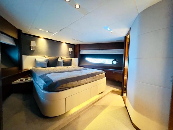2015 PRINCESS 88