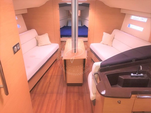 2012 AZUREE 40 VOYAGE