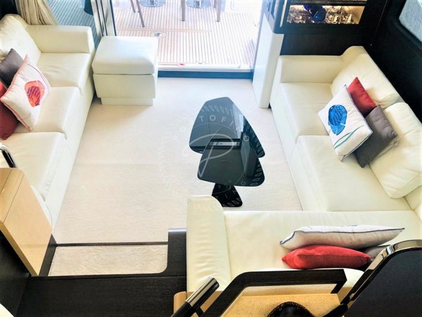 2017 AZIMUT 66 FLY