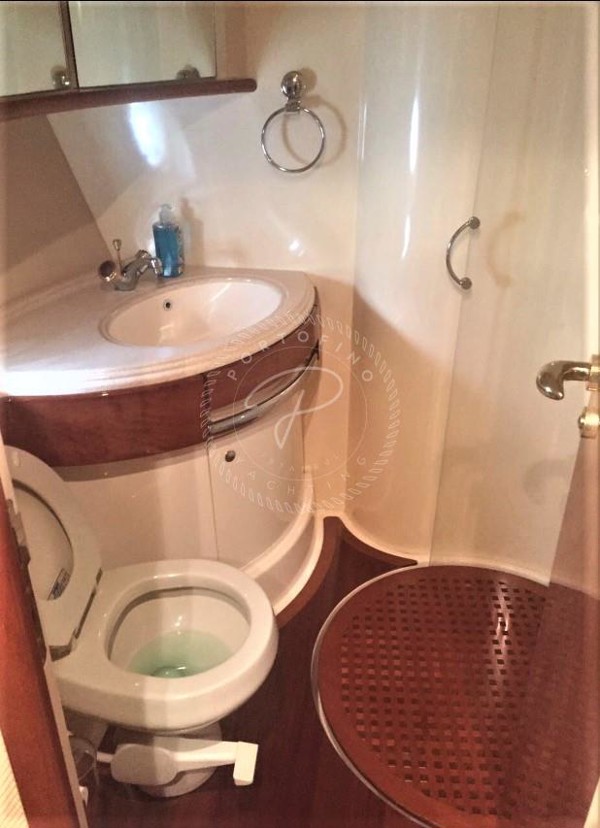 2002 AZIMUT 68 PLUS