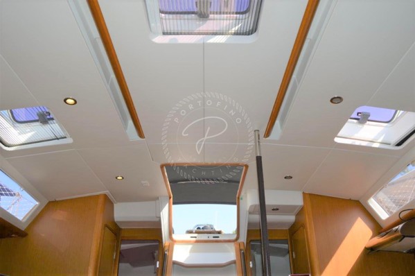 2012 JEANNEAU 53