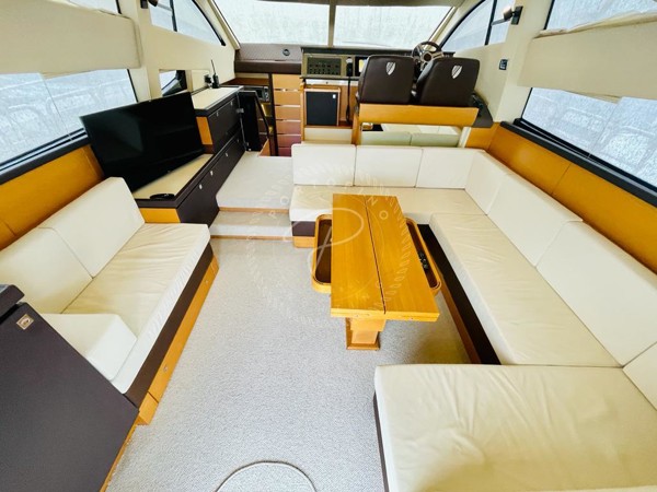 2009 FAIRLINE PHANTOM 48