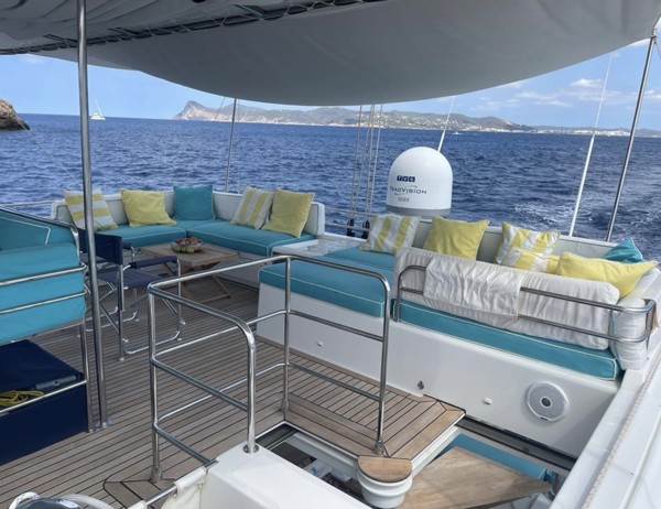 2017 LAGOON 560 S2