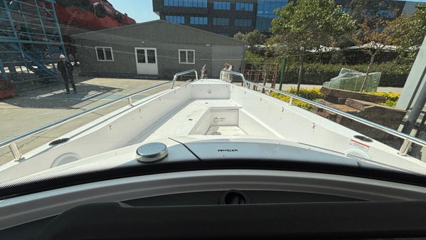 2021 AXOPAR 28 CABIN