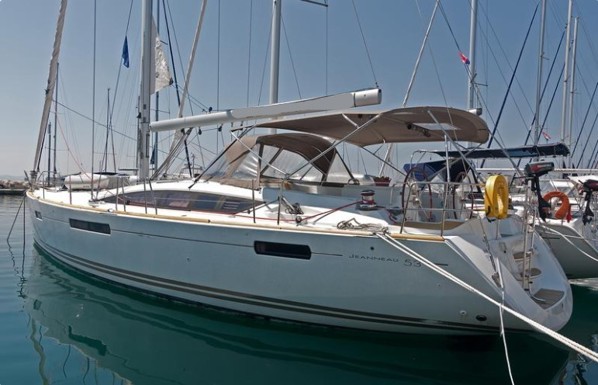 2011 JEANNEAU 53