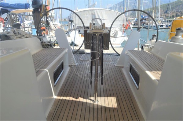 2011 HANSE 470