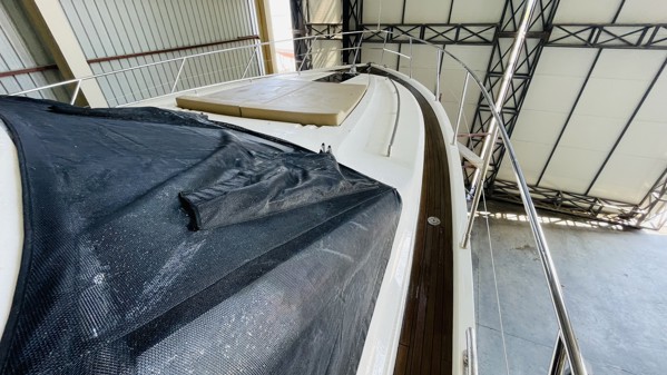 2012 PRINCESS 64
