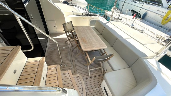 2019 ABSOLUTE 58 FLY