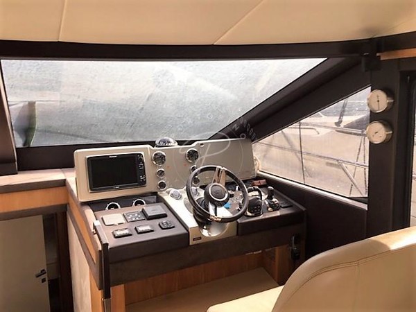 2013 ABSOLUTE 55 FLY