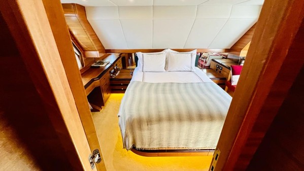 2018 NORTH YACHTS PILOT HOUSE TRAWLER 57