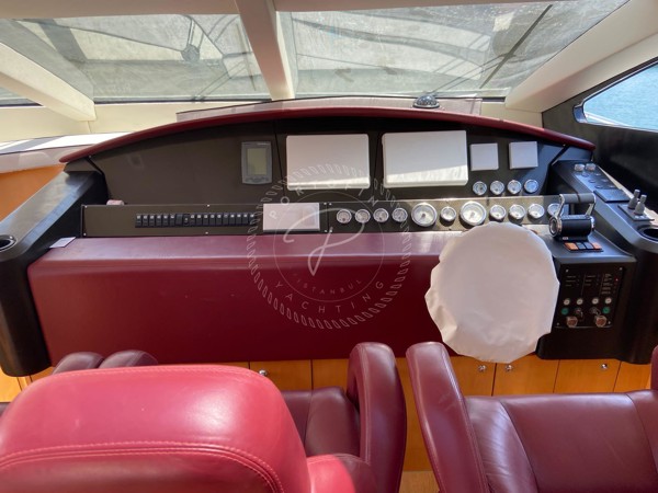 2006 SUNSEEKER PREDATOR 82