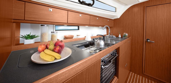 2020 BAVARIA 41 CRUISER