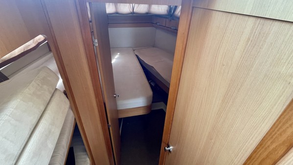 2014 GREENLINE 33 HYBRID