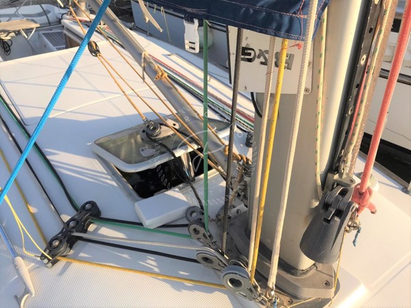 2001 BENETEAU FIRST 40.7