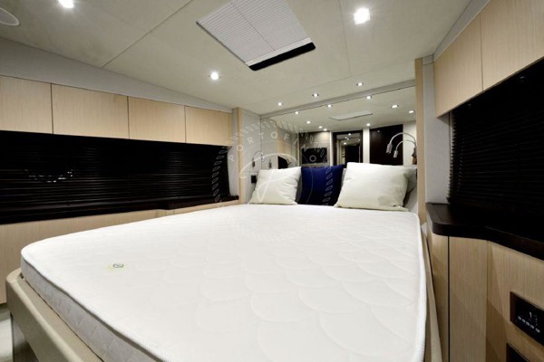 2016 SUNSEEKER PREDATOR 57
