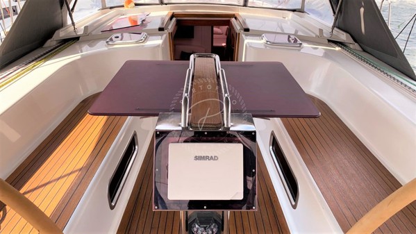 2011 HANSE 470