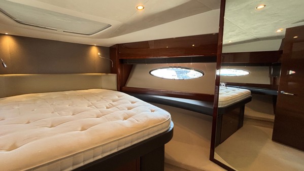 2013 PRINCESS 56 FLY 