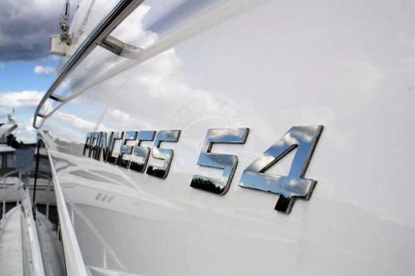 2010 PRINCESS 54