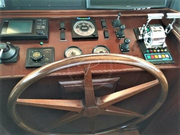 2002 CAPE SCOTT PILOTHOUSE 86