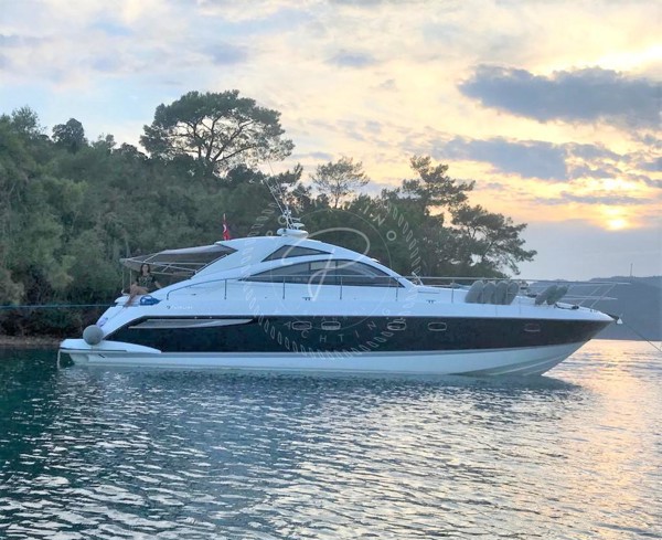 2008 FAIRLINE TARGA 47