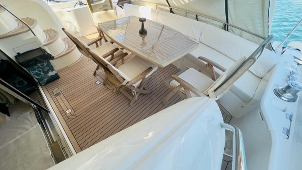 2009 SUNSEEKER MANHATTAN 60