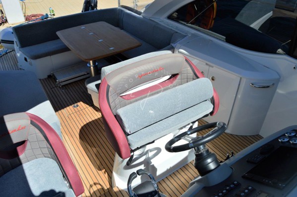 2015 BENETEAU GT 38