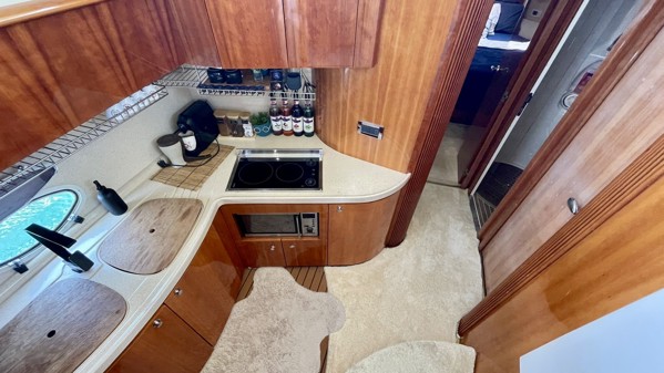 2003 AZIMUT 42 FLY
