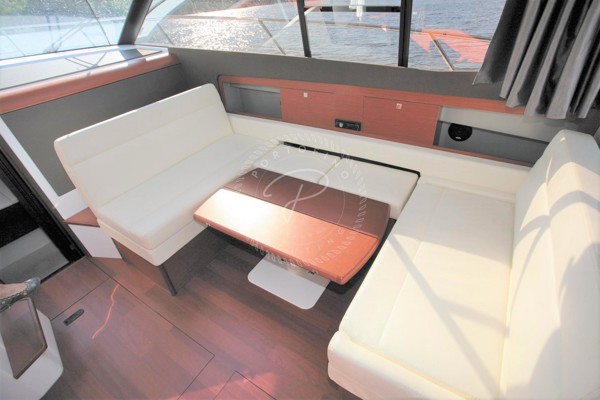 2011 JEANNEAU NC 11