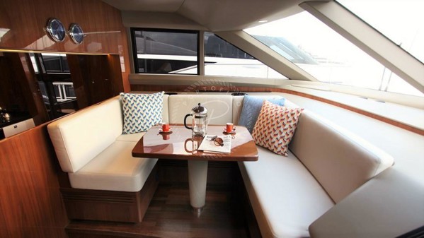 2014 PRINCESS 82
