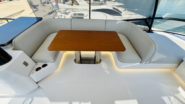 2025 AZIMUT MAGELLANO 60
