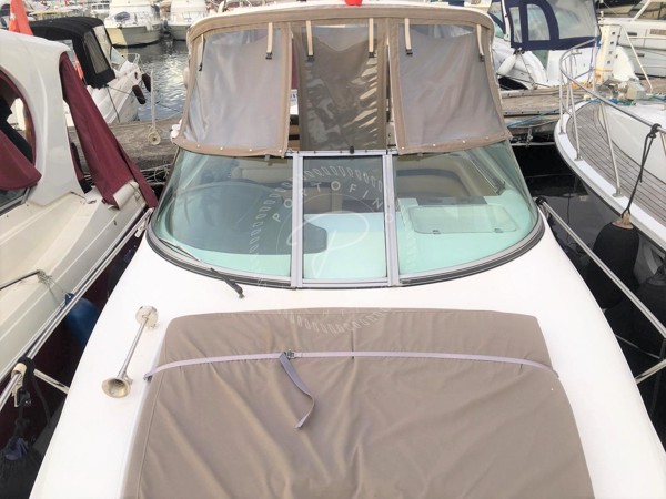 2011 RINKER 280 EC