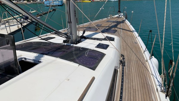 2018 DUFOUR 56 EXCLUSIVE