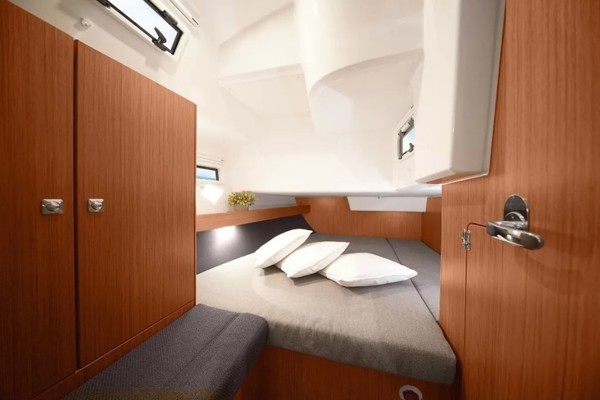 2020 BAVARIA 41 CRUISER