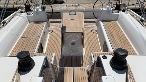 2018 DUFOUR 56 EXCLUSIVE