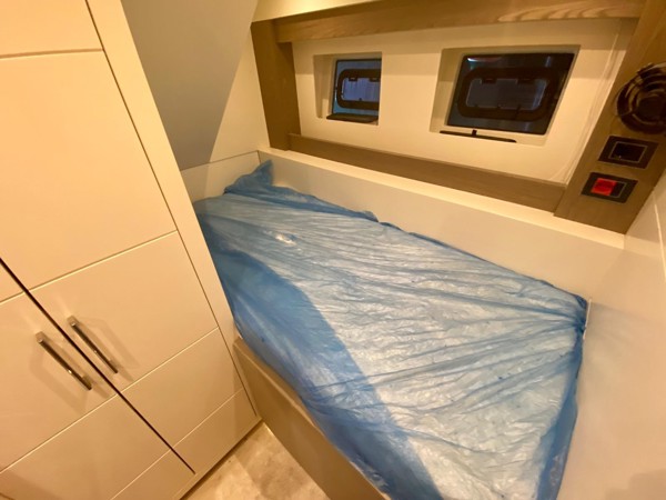2018 SIRENA YACHTS 64