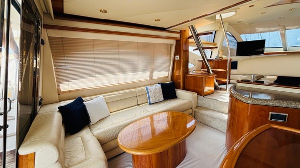 2000 SUNSEEKER MANHATTAN 64