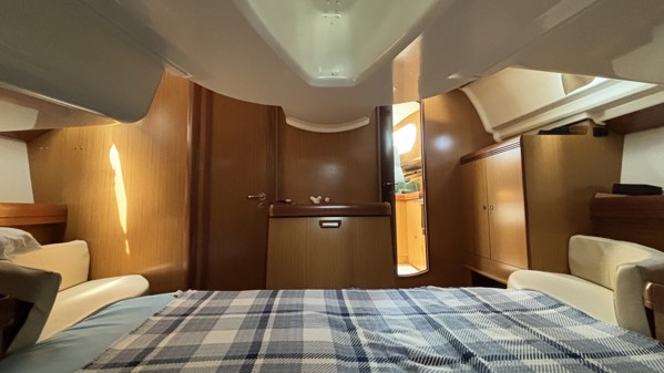 2008 JEANNEAU 42 DS 