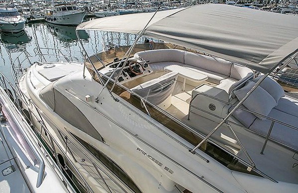 2000 PRINCESS 52
