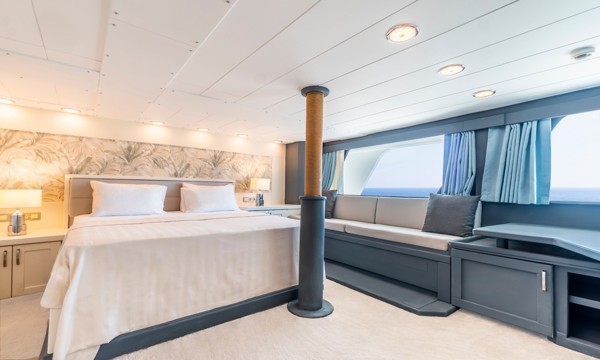 2007/2022 CUSTOM STEEL SUPERYACHT 42M