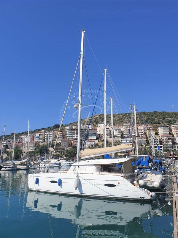 2011 FOUNTAINE PAJOT LIPARI 41